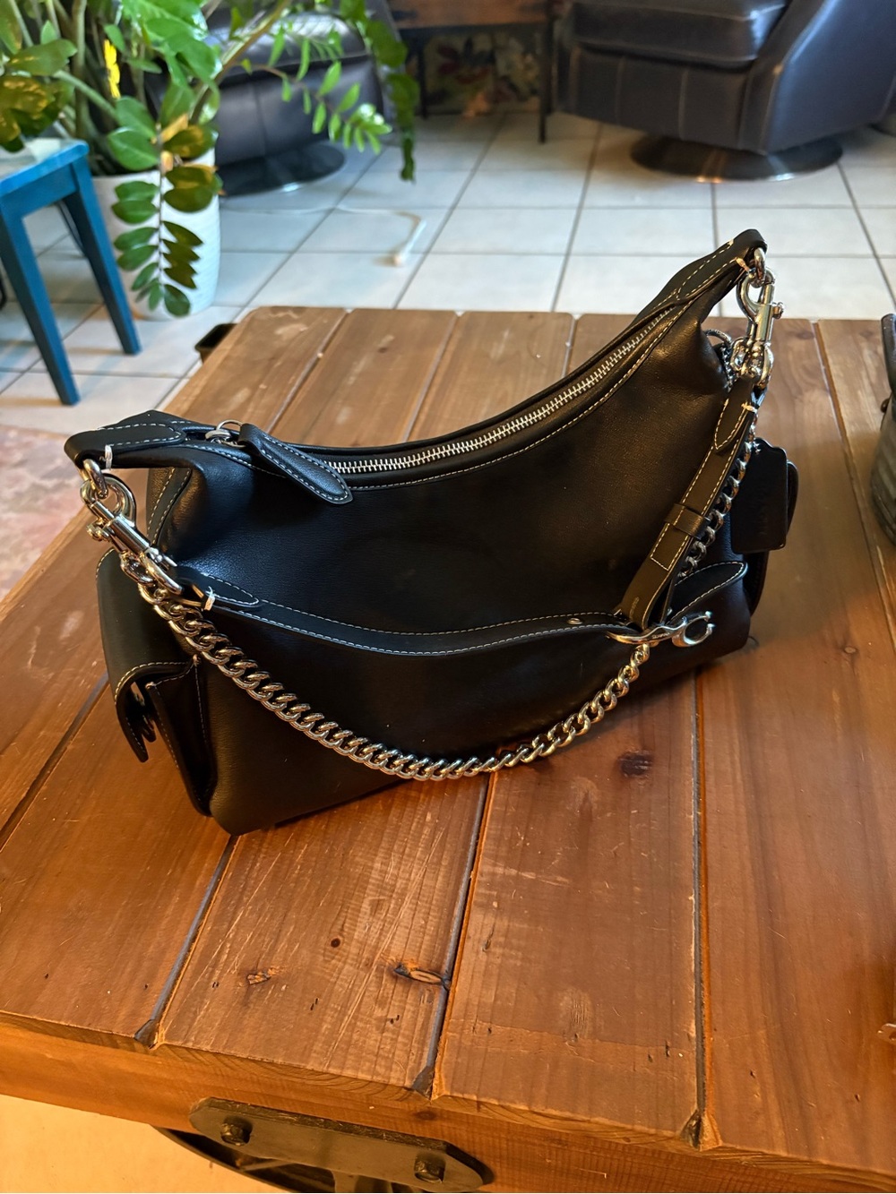 Coach Juliette Black Leather Shoulder Bag with Chain Detail - Picture 2 of 11
